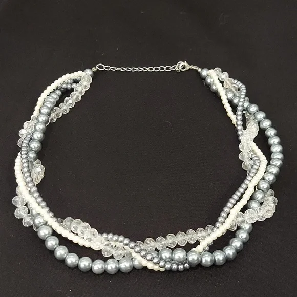 BEADED STATEMENT NECKLACE - Picture 4 of 7